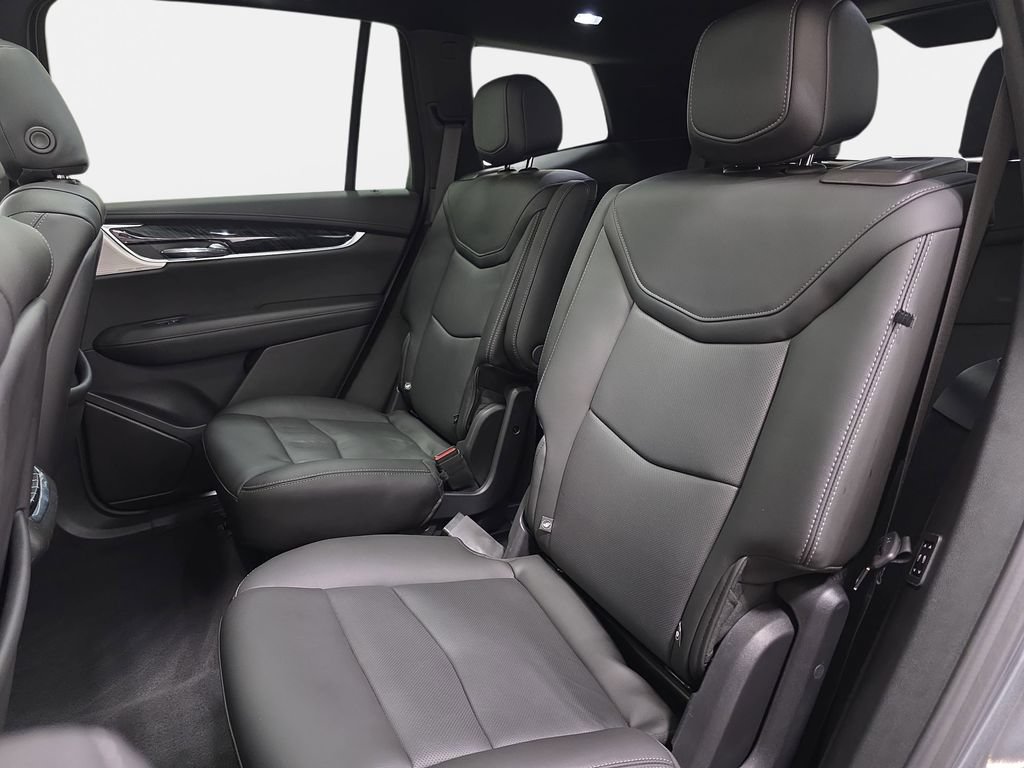 Used 2021 Cadillac XT6 Premium Luxury AWD/4WD image 13