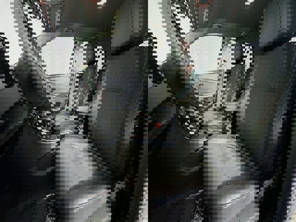 Used 2021 Chevrolet Trax LT w/ Driver Confidence Package image 15