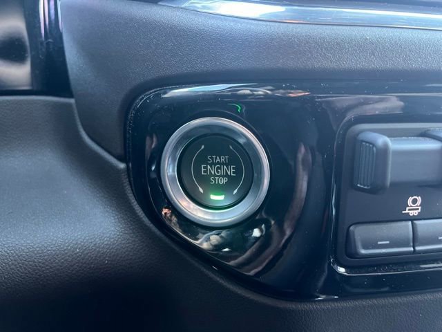 Used 2023 GMC Sierra 1500 SLT w/ SLT Premium Plus Package image 19