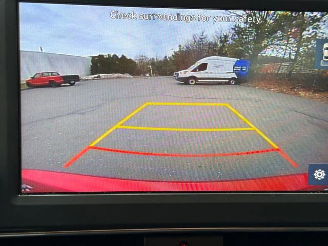 Used 2021 Hyundai Elantra SE w/ Cargo Package image 31