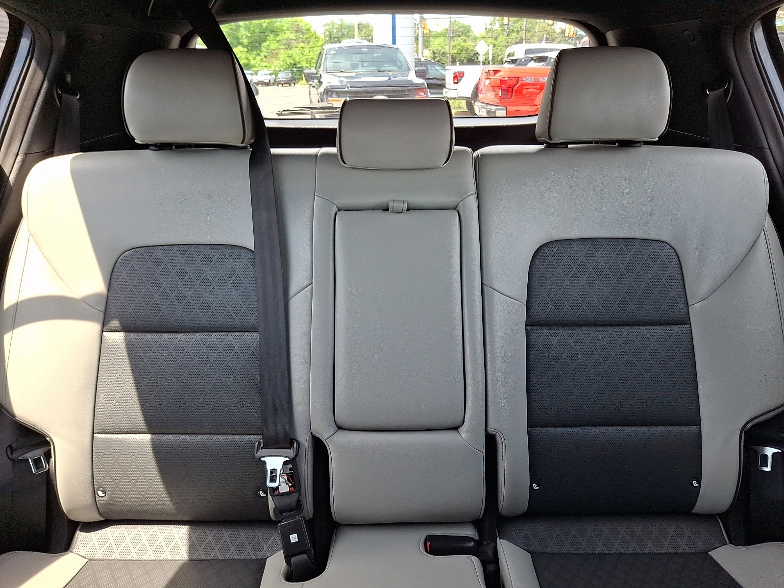 Used 2019 Kia Sportage EX w/ EX Sport Appearance Package AWD/4WD image 19