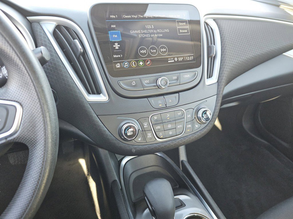 Used 2023 Chevrolet Malibu LT image 30