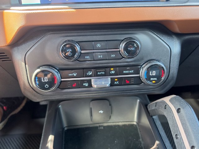 Certified 2024 Ford Bronco Outer Banks AWD/4WD image 24