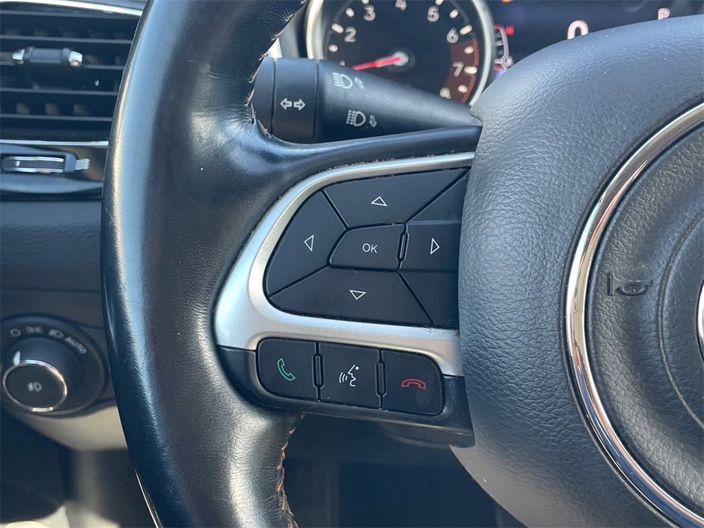 Used 2021 Jeep Compass Limited image 17