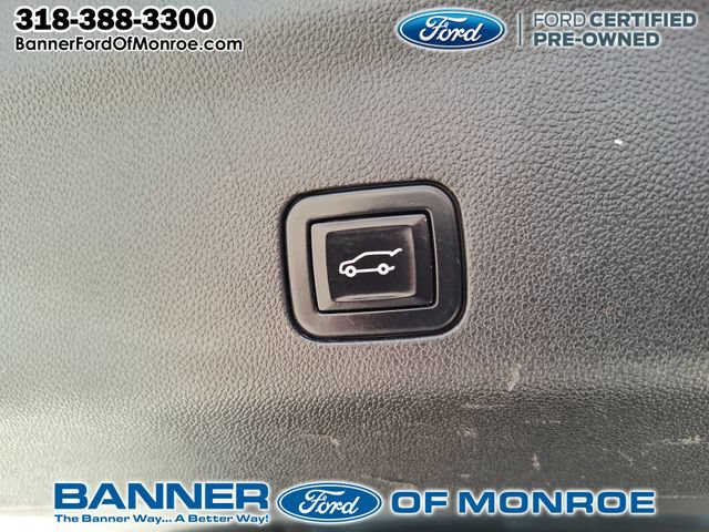 Used 2023 Chevrolet Tahoe Premier AWD/4WD image 9