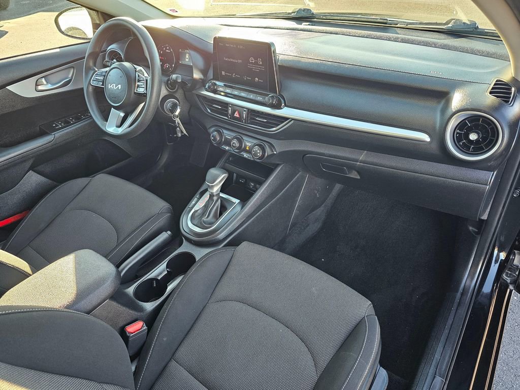 Used 2024 Kia Forte LXS image 16