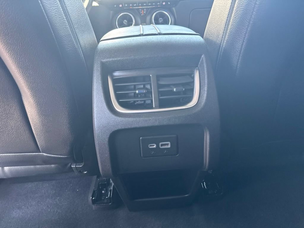 Used 2021 Chevrolet Blazer LT FWD image 17