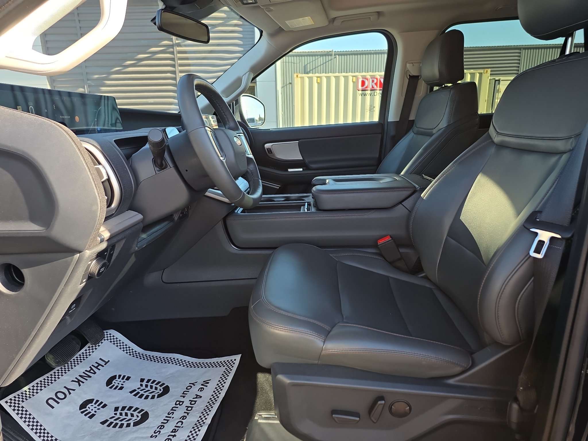 Certified 2025 Ford Expedition Active AWD/4WD image 26