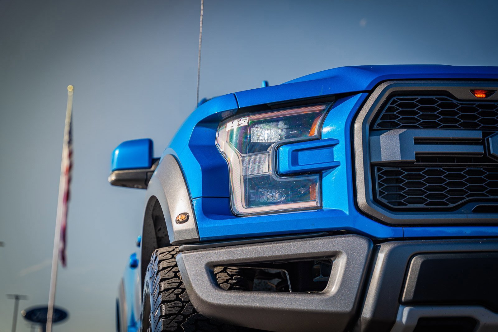 Certified 2019 Ford F150 Raptor w/ Equipment Group 802A Luxury image 11