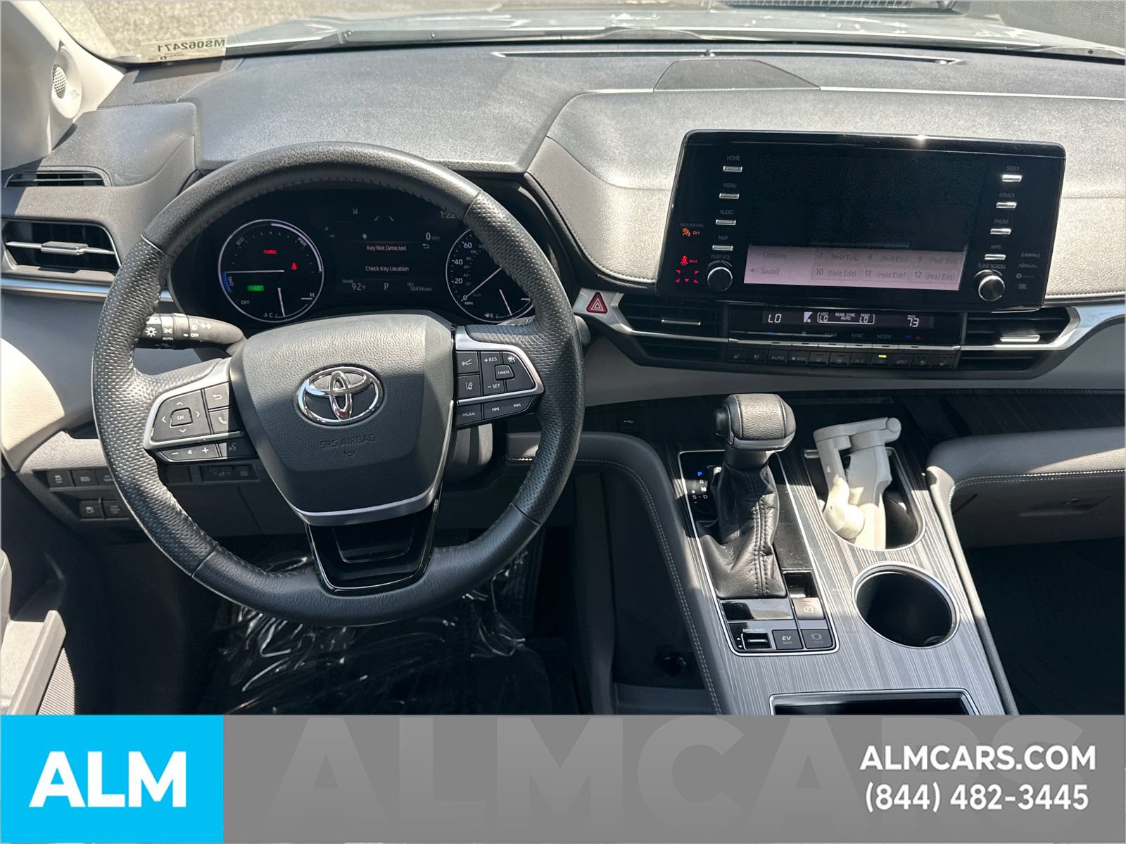 Used 2021 Toyota Sienna Limited FWD image 27