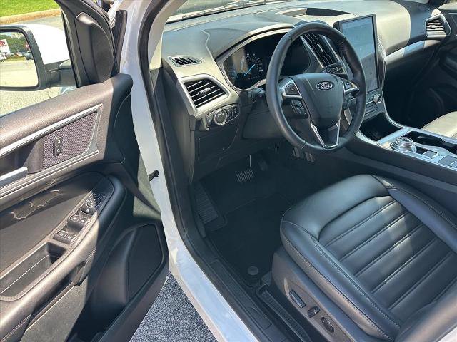 Certified 2024 Ford Edge SEL w/ Convenience Package AWD/4WD image 13