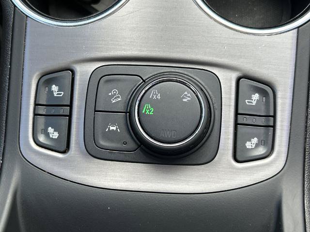 Used 2024 GMC Terrain AT4 AWD/4WD image 17