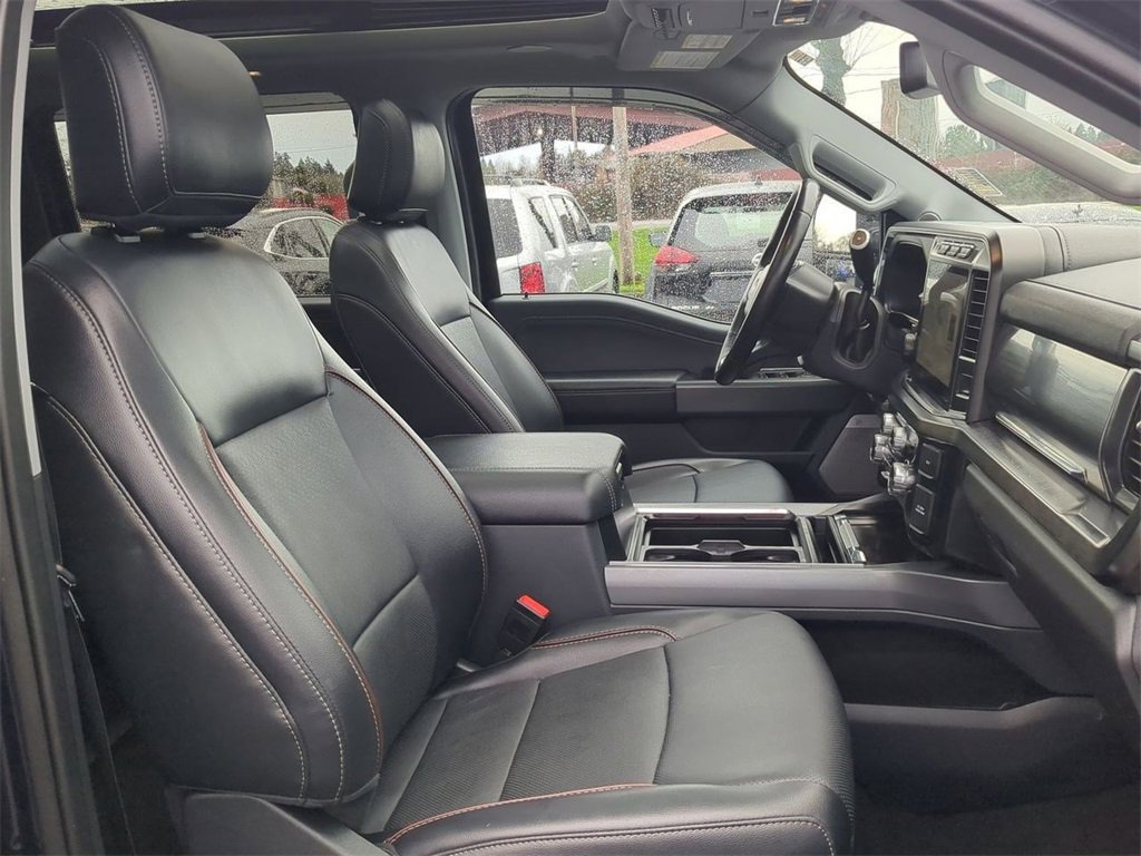 Certified 2024 Ford F250 Lariat w/ Lariat Ultimate Package image 32