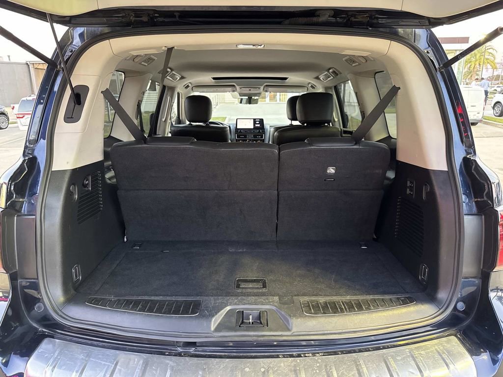 Used 2024 INFINITI QX80 Luxe image 10