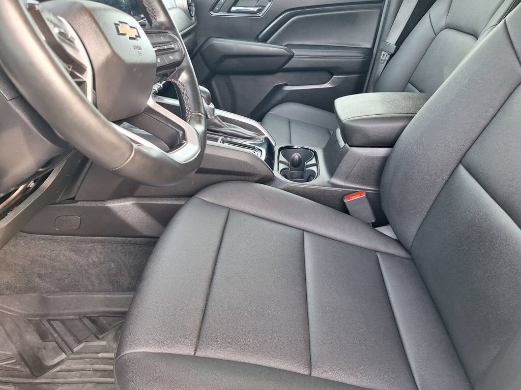 Used 2023 Chevrolet Colorado LT w/ LT Convenience Package III RWD image 19