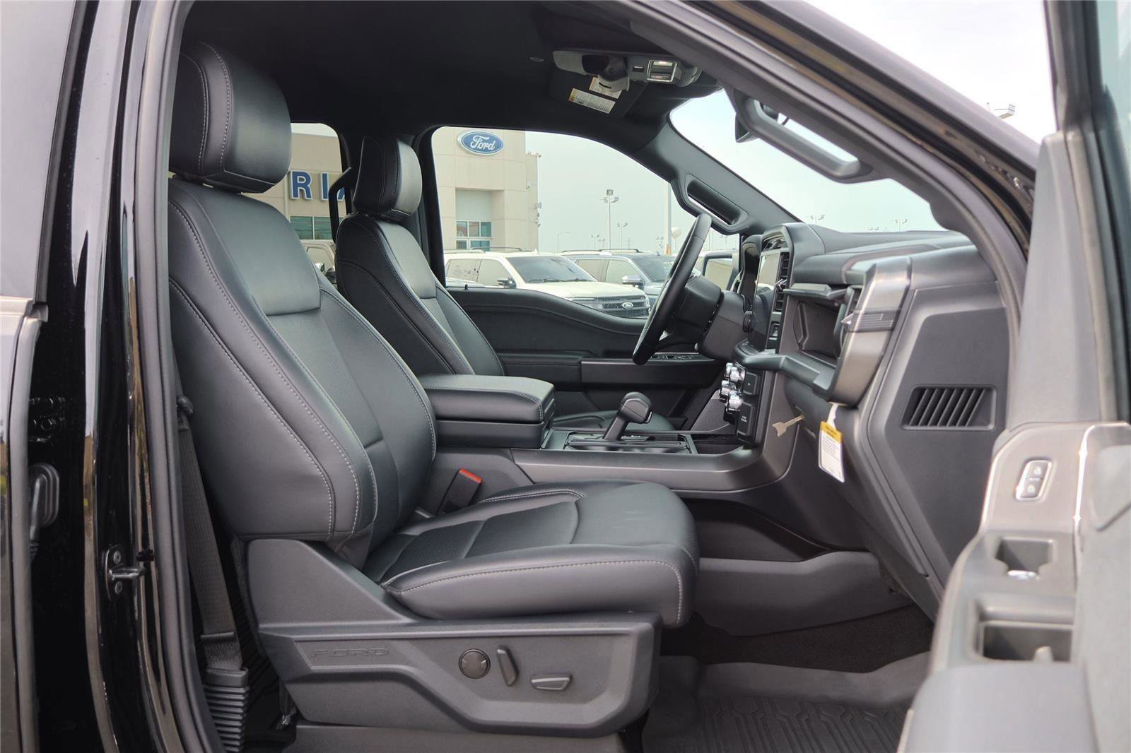 Certified 2025 Ford F150 Lariat w/ Equipment Group 501A Mid image 31