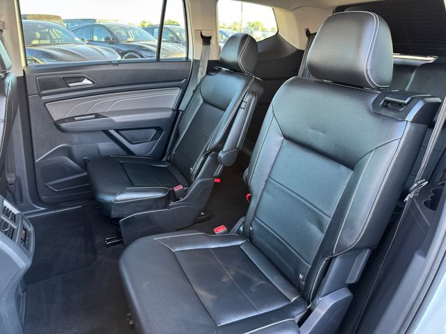 Used 2022 Volkswagen Atlas SEL AWD/4WD image 16