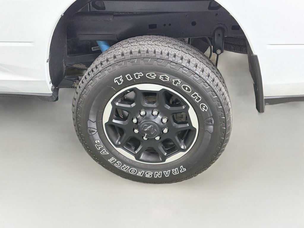 Used 2025 RAM 2500 Laramie AWD/4WD image 33