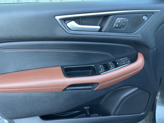 Certified 2019 Ford Edge Titanium w/ Equipment Group 301A image 20
