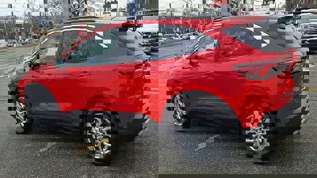 Certified 2024 Ford Escape Active w/ Tech Pack #2 image 4