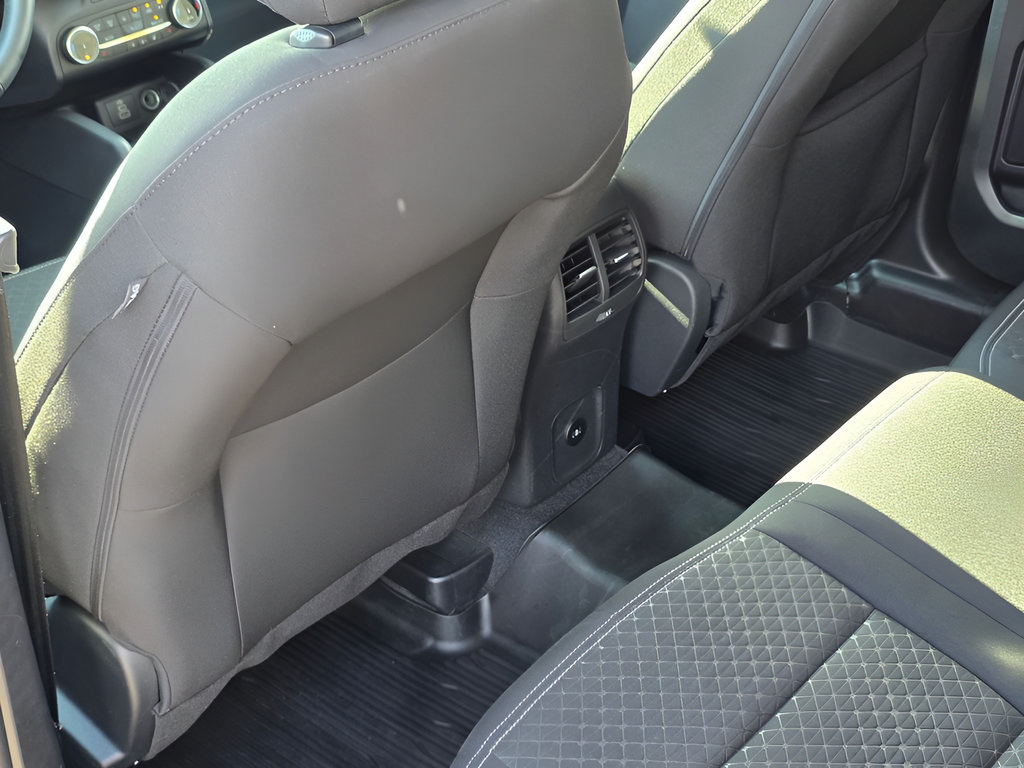 Certified 2024 Ford Escape Active AWD/4WD image 28