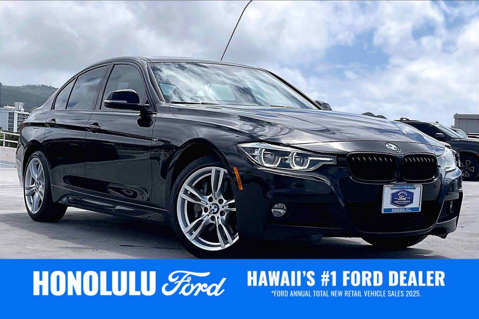 Used 2017 BMW 330i xDrive Sedan AWD/4WD image 21