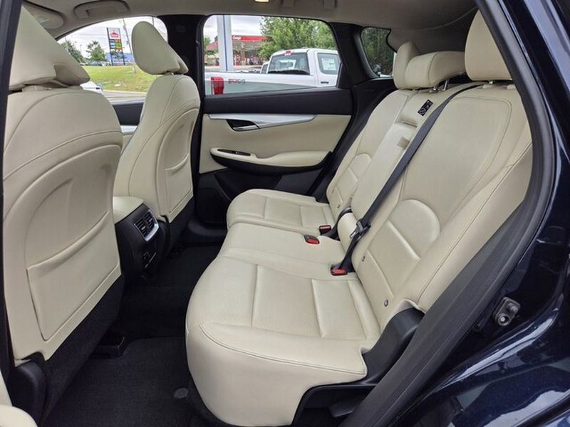 Used 2020 INFINITI QX50 Essential w/ Convenience Package FWD image 12