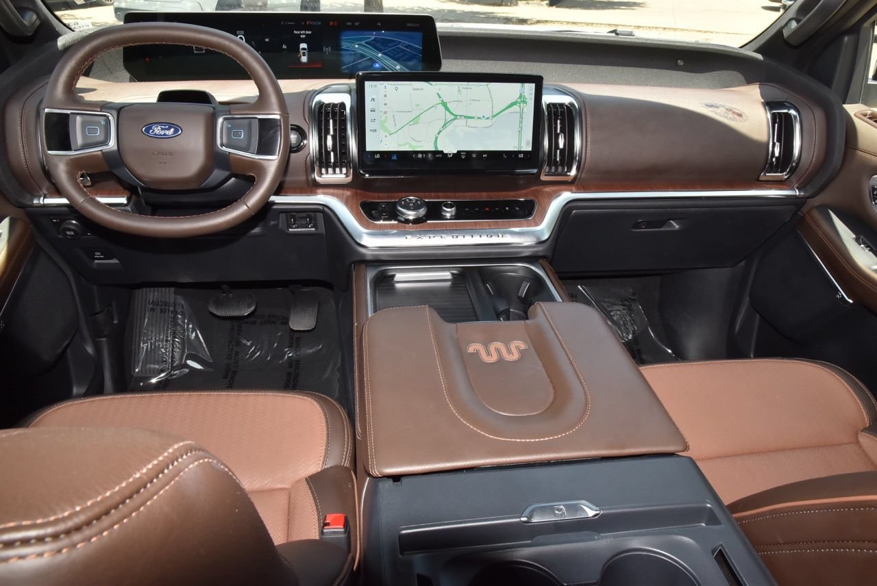 Certified 2026 Ford Expedition King Ranch AWD/4WD image 17
