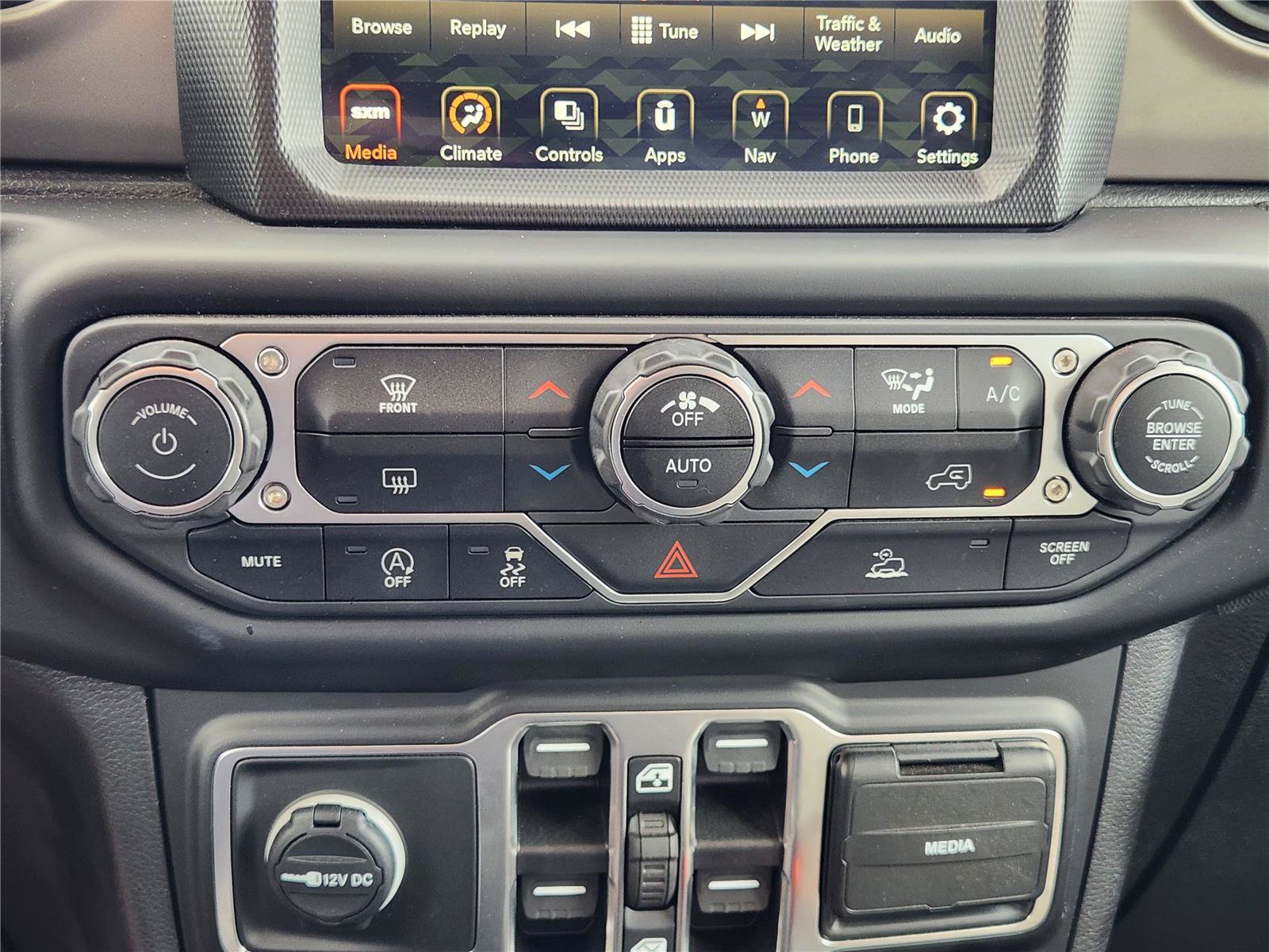 Used 2021 Jeep Gladiator Sport AWD/4WD image 24