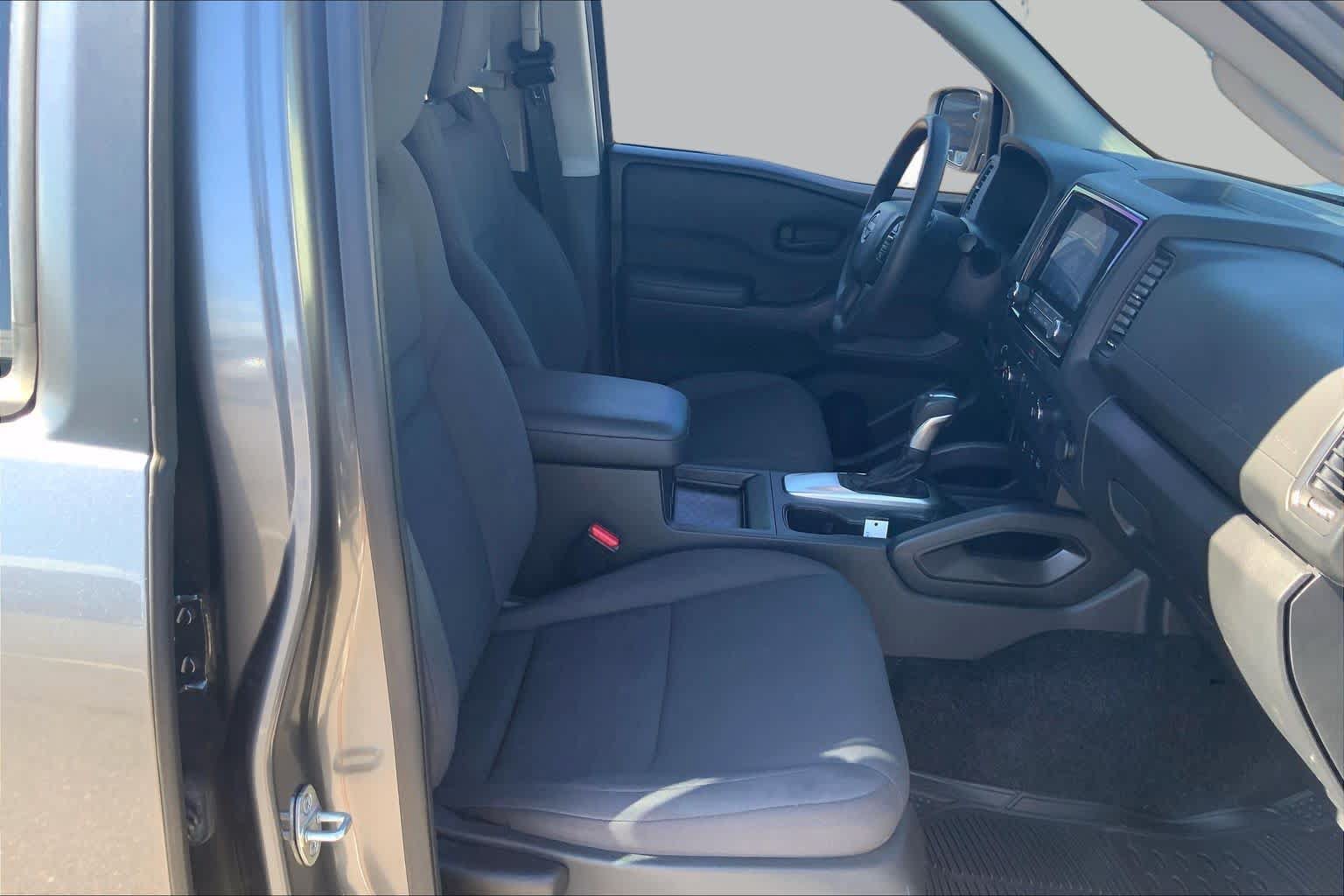 Used 2022 Nissan Frontier S w/ Technology Package AWD/4WD image 9