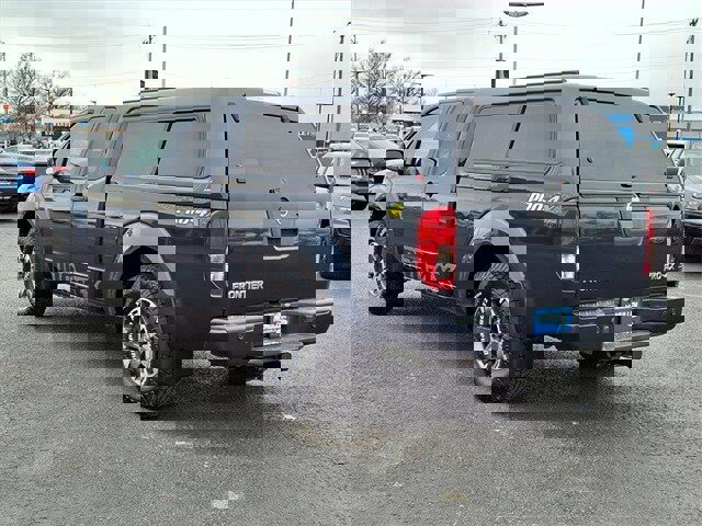 Used 2019 Nissan Frontier PRO-4X image 5