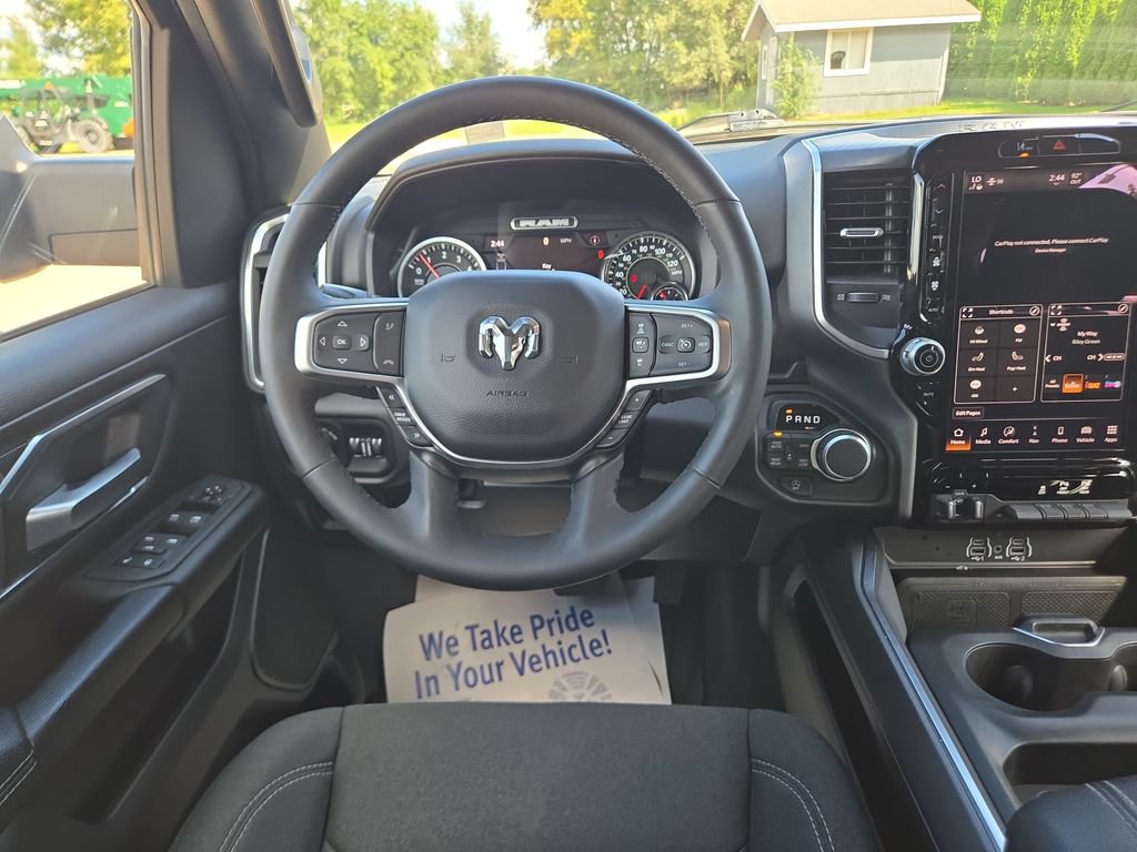 Used 2025 RAM 1500 Big Horn AWD/4WD image 23