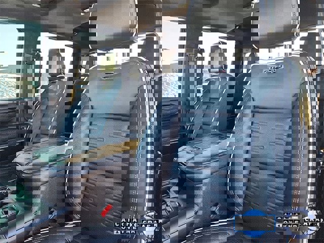 Used 2024 GMC Sierra 2500 AT4X image 21