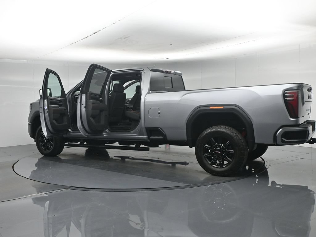Used 2025 GMC Sierra 3500 AT4 w/ AT4 Premium Plus Package AWD/4WD image 39
