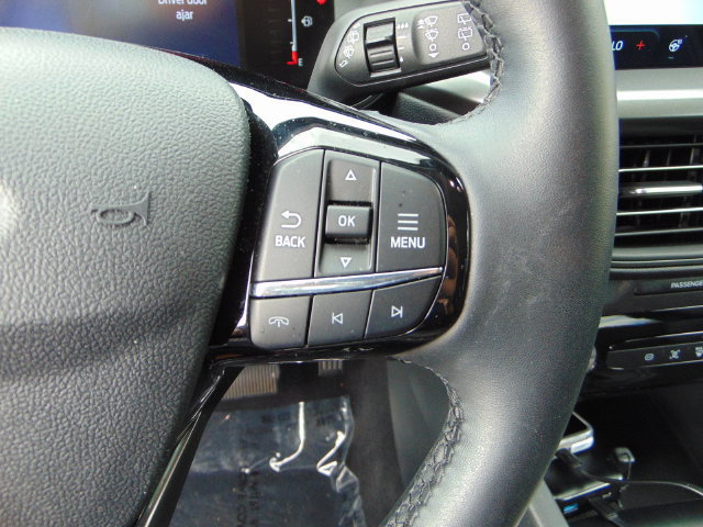 Certified 2026 Ford Escape SE FWD image 17