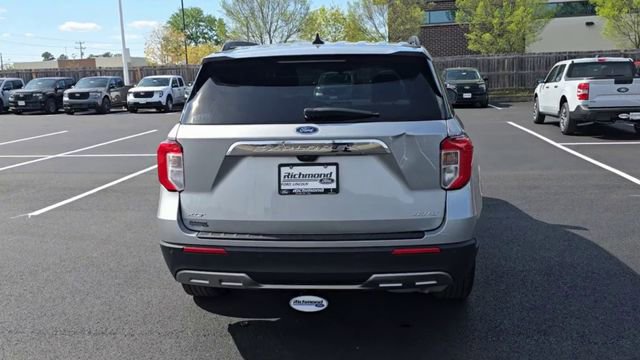 Certified 2023 Ford Explorer XLT w/ Equipment Group 202A AWD/4WD image 5