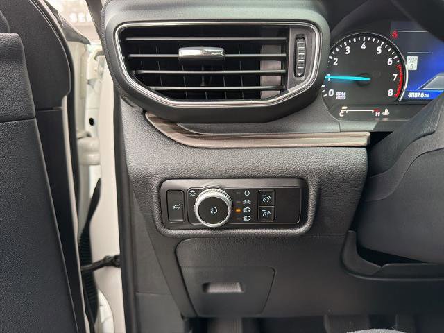 Certified 2023 Ford Explorer Limited w/ Limited Technology Package image 22