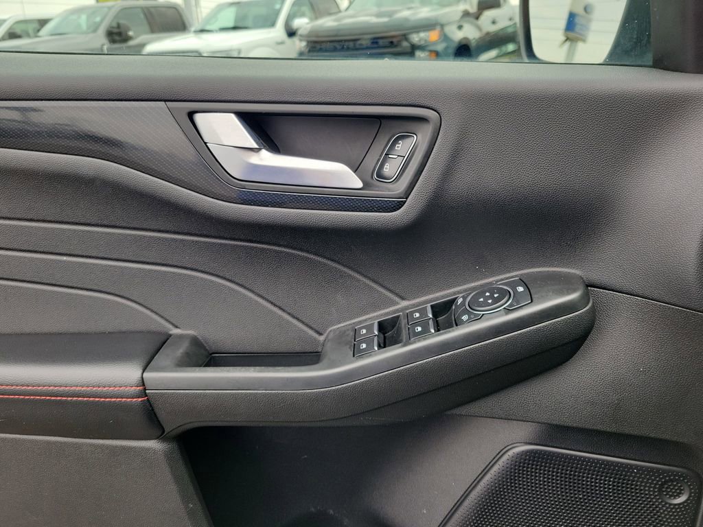 Certified 2023 Ford Escape ST-Line w/ Tech Pack #1 image 19