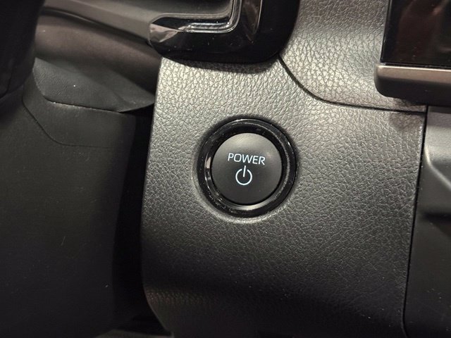 Used 2025 Toyota Camry SE FWD image 16