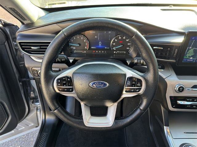 Certified 2022 Ford Explorer XLT w/ Equipment Group 202A image 21