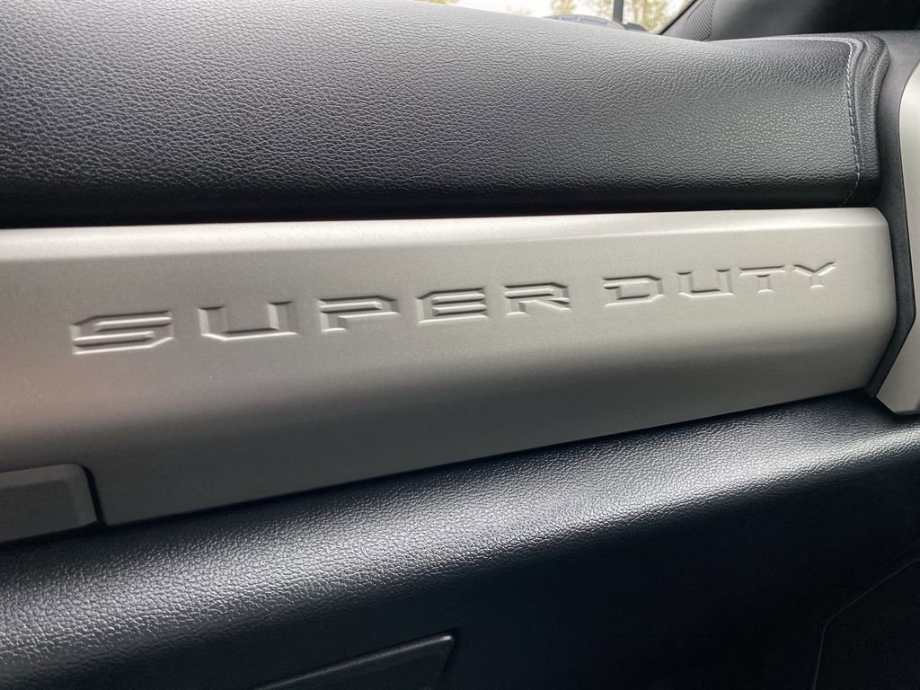 Certified 2022 Ford F350 Lariat w/ Tremor Off-Road Package image 7