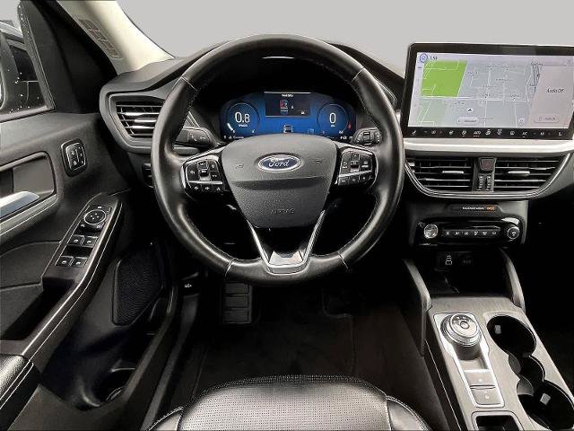 Certified 2024 Ford Escape Platinum AWD/4WD image 10