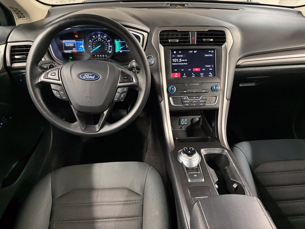 Certified 2019 Ford Fusion SE FWD image 8