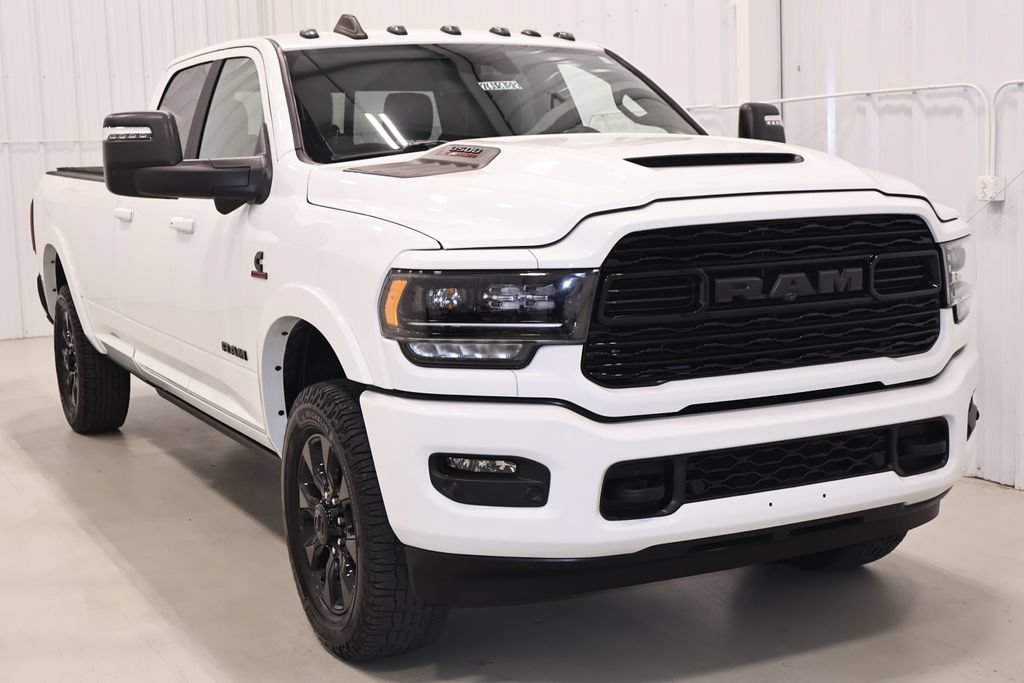 Used 2024 RAM 3500 Limited w/ Night Edition AWD/4WD image 4