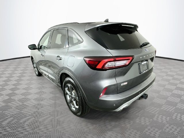 Certified 2023 Ford Escape ST-Line w/ Tech Pack #1 AWD/4WD image 9