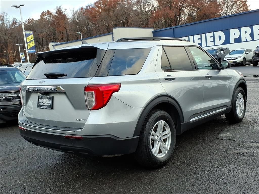 Certified 2023 Ford Explorer XLT AWD/4WD image 6
