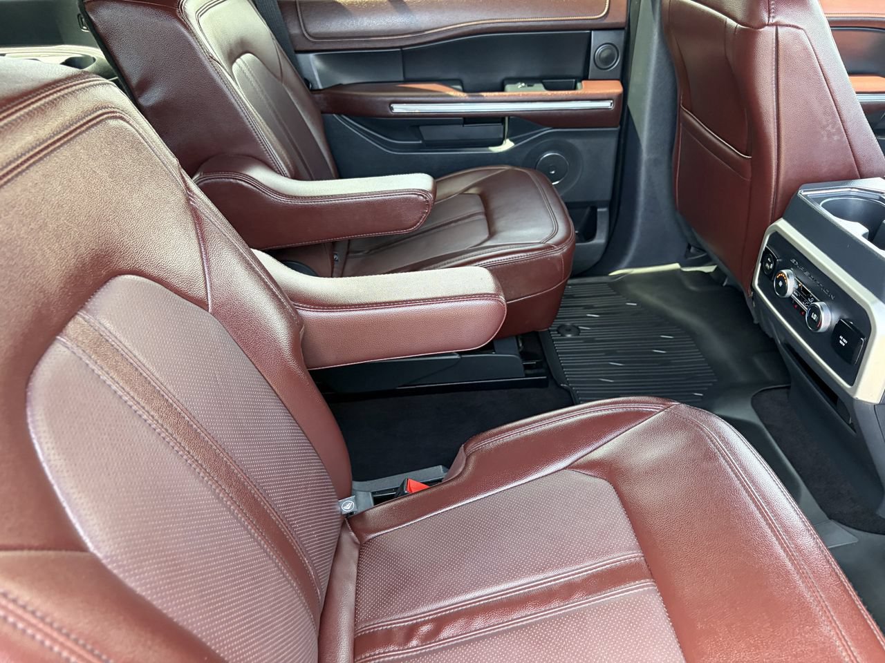 Certified 2023 Ford Expedition Limited AWD/4WD image 13