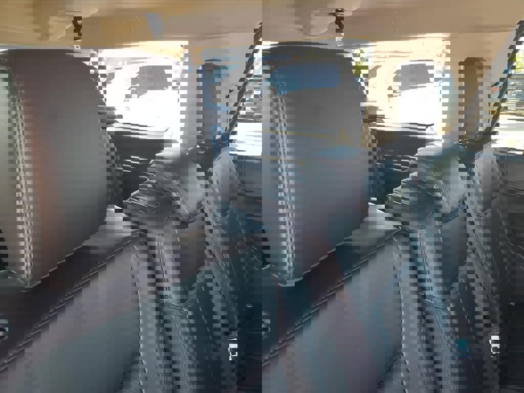 Certified 2024 Ford Expedition Max XLT image 15