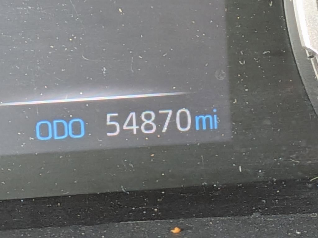 Used 2021 Toyota RAV4 XLE Premium image 29