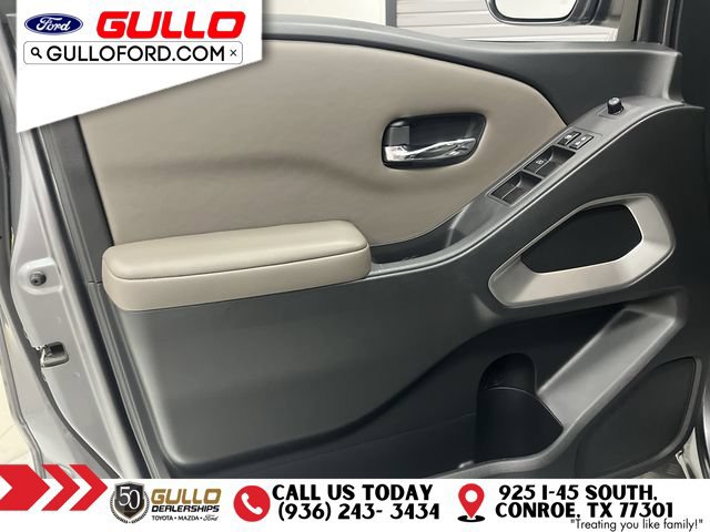 Used 2024 Nissan Frontier SV w/ SV Convenience Package RWD image 18